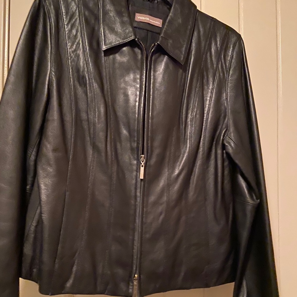 Women’s genuine leather jacket